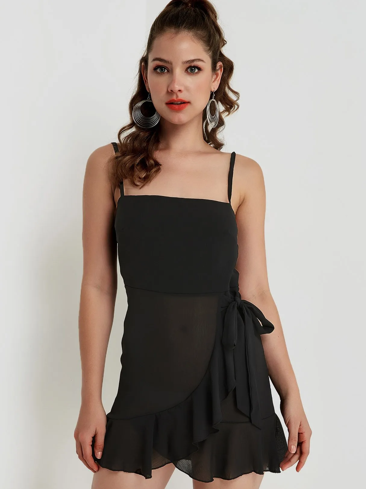 Wholesale Black Sleeveless Plain Backless Spaghetti Strap Self-Tie Flounced Hem Sexy Dresses